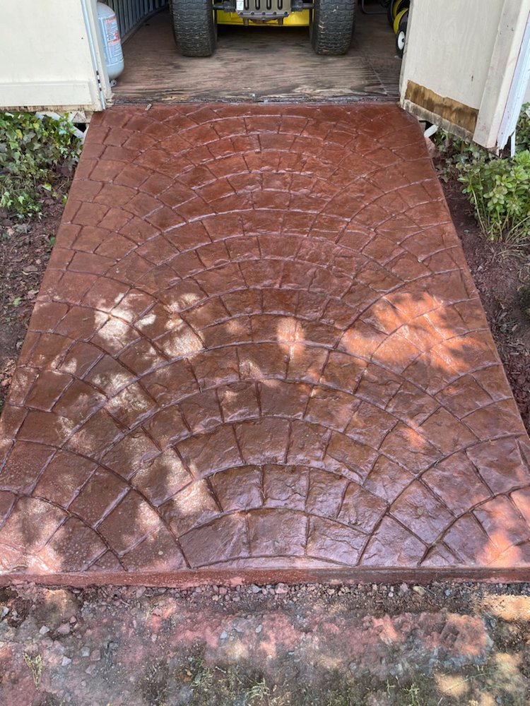 Martinez Landscaping & Concrete Image